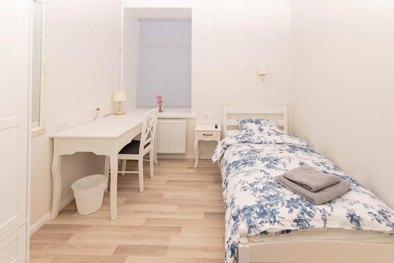 Апарт-отели Mia Guesthouse Хальяла
